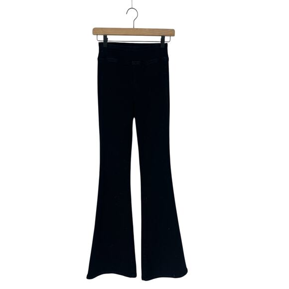 Frame The Jetset Wide Leg in Sheen Noir - Picture 3 of 14